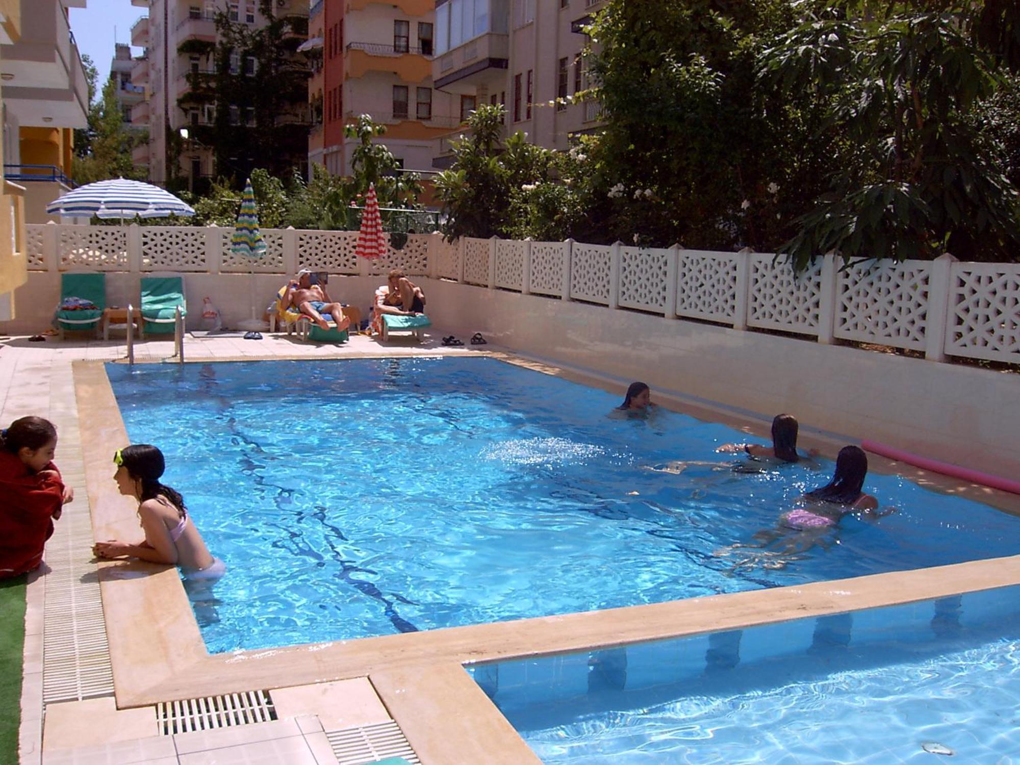 Bayram Apart Hotel Alanya Buitenkant foto